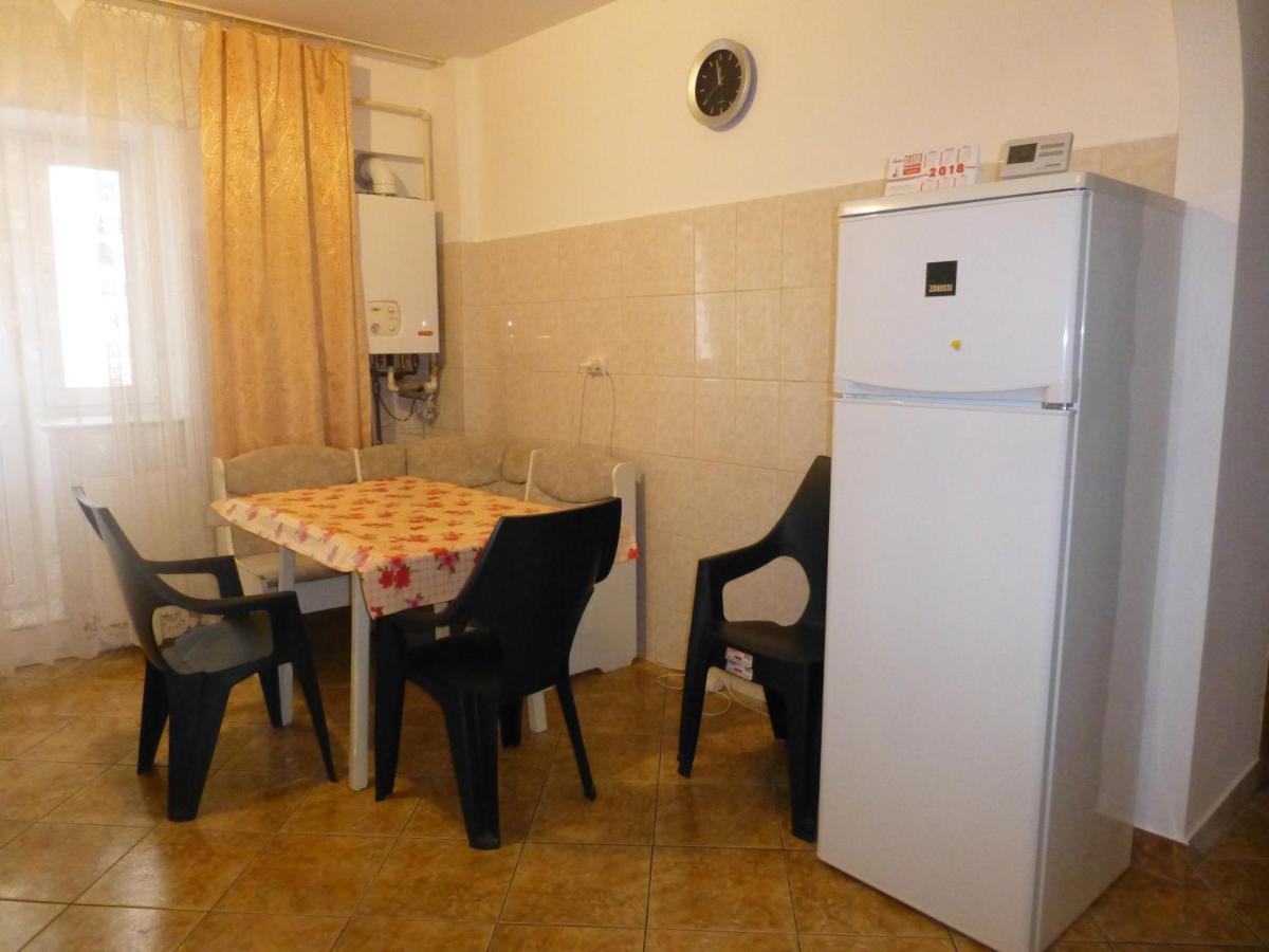 Apartament Zippi Republicii Rhbm Baia Mare Camera foto